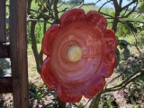 Keramik-Blume rot-gelb